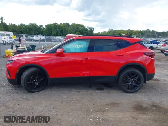 ✅ 2020 Chevrolet Blazer LT • VIN: 3GNKBHRS4LS599107 • Lot: 43114373. Listed on IAAI with 68,274 mi. Free auction sales archive from the USA and detailed vehicle history report at DreamBid. Image 14.