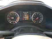 ✅ 2021 Jeep Renegade Jeepster • VIN: ZACNJDAB5MPM49777 • Lot: 88361015. Wystawiony na Copart z przebiegiem 73 227 mil. Bezpłatny archiwum sprzedaży aukcyjnych z USA i szczegółowy raport historii pojazdu na DreamBid. Zdjęcie 9.