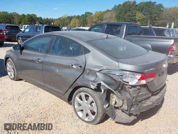 ✅ 2013 Hyundai Elantra Limited • VIN: 5NPDH4AE1DH268107 • Лот: 43464932. Опубликован ранее на IAAI с пробегом 101 788 миль. Бесплатный доступ к архиву аукционных продаж из США и подробный отчёт об истории автомобиля на DreamBid. Изображение 3.