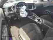 ✅ 2019 Dodge Challenger GT • VIN: 2C3CDZJG3KH571339 • Lot: 64327615. Wystawiony na Copart z przebiegiem 99 368 mil mil. Skorzystaj z bezpłatnego archiwum sprzedaży aukcyjnych z USA i zobacz szczegółowy raport historii pojazdu na DreamBid. Zdjęcie 8.