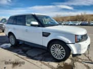 ✅ 2012 Land Rover Range Rover Sport HSE • VIN: SALSF2D48CA752617 • Лот: 93486555. Опубликован ранее на Copart с пробегом 26 671 миль. Бесплатный доступ к архиву аукционных продаж из США и подробный отчёт об истории автомобиля на DreamBid. Изображение 4.