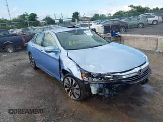 2017 Honda Accord EX-L z VIN JHMCR6F53HC007350, wystawiony jako IAAI lot #42667858 z przebiegiem 58 707 mil mil oraz . Historia ofert i sprzedaży dostępna na DreamBid. Obrazek 1.