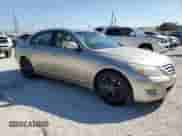 2009 Hyundai Genesis z VIN KMHGC46E19U028701, wystawiony jako Copart lot #71872054 z przebiegiem 73 595 mil mil oraz Czysty tytuł • Clean title. Historia ofert i sprzedaży dostępna na DreamBid. Obrazek 4.