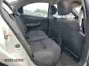 2005 Dodge Neon SXT z VIN 1B3ES56C15D149212, wystawiony jako Copart lot #56222775 z przebiegiem 112 383 mil mil oraz Szkoda całkowita • Salvage title. Historia ofert i sprzedaży dostępna na DreamBid. Obrazek 10.