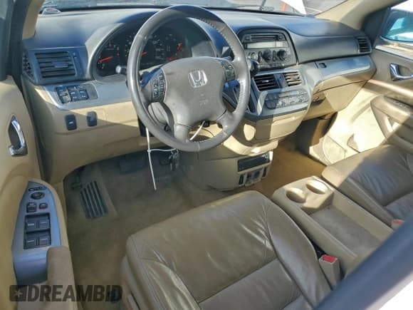 ✅ 2010 Honda Odyssey EX-L • VIN: 5FNRL3H74AB015315 • Lot: 92851685. Listed on Copart with 194,074 mi. Free auction sales archive from the USA and detailed vehicle history report at DreamBid. Image 8.