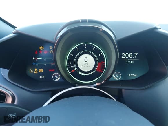 ✅ 2019 Aston Martin Vantage • VIN: SCFSMGAW8KGN00136 • Lot: 41115731. Wystawiony na IAAI z przebiegiem 13 149 mil. Bezpłatny archiwum sprzedaży aukcyjnych z USA i szczegółowy raport historii pojazdu na DreamBid. Zdjęcie 7.