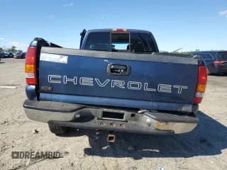 ✅ 2000 Chevrolet Silverado 1500 • VIN: 1GCEK19T0YE415210 • Лот: 61075004. Опубликован ранее на Copart с пробегом Не указан. Бесплатный доступ к архиву аукционных продаж из США и подробный отчёт об истории автомобиля на DreamBid. Изображение 6.