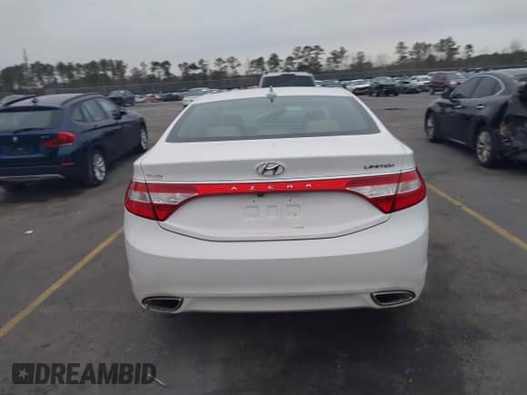 2014 Hyundai Azera Limited с VIN KMHFH4JG7EA365603, выставлен на аукционе IAAI как лот 41297919 с пробегом 83 690 миль миль и . История ставок и продаж доступна на DreamBid. Изображение 17.