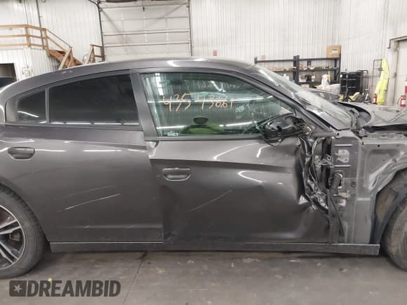 ✅ 2014 Dodge Charger RT Max • VIN: 2C3CDXDT8EH244601 • Lot: 43543661. Listed on IAAI with 91,300 mi. Free auction sales archive from the USA and detailed vehicle history report at DreamBid. Image 13.