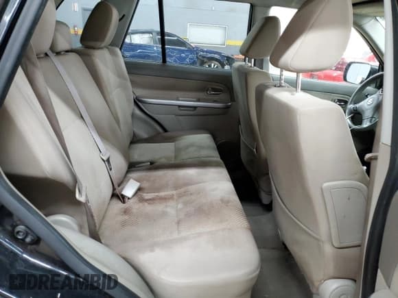 ✅ 2011 Suzuki Grand Vitara Premium • VIN: JS3TD0D26B4100811 • Lot: 92648625. Wystawiony na Copart z przebiegiem 216 178 mil. Bezpłatny archiwum sprzedaży aukcyjnych z USA i szczegółowy raport historii pojazdu na DreamBid. Zdjęcie 11.