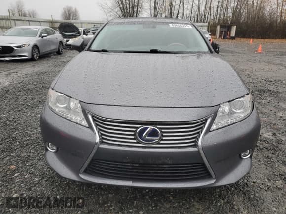 ✅ 2015 Lexus ES 300h • VIN: JTHBW1GG6F2094655 • Lot: 89658315. Wystawiony na Copart z przebiegiem 63 025 mil. Bezpłatny archiwum sprzedaży aukcyjnych z USA i szczegółowy raport historii pojazdu na DreamBid. Zdjęcie 5.