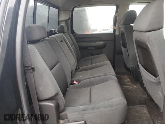 ✅ 2007 Chevrolet Silverado 2500HD 2LT • VIN: 1GCHK23647F512389 • Lot: 86171205. Wystawiony na Copart z przebiegiem 139 557 mil. Bezpłatny archiwum sprzedaży aukcyjnych z USA i szczegółowy raport historii pojazdu na DreamBid. Zdjęcie 10.