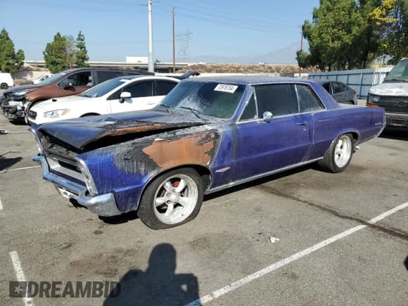 ✅ 1965 Pontiac GTO • VIN: 237375Z113429 • Lot: 72978754. Listed on Copart with Not provided. Free auction sales archive from the USA and detailed vehicle history report at DreamBid. Image 1.