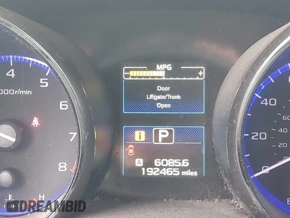 ✅ 2015 Subaru Legacy Premium • VIN: 4S3BNBC64F3065303 • Lot: 43509577. Wystawiony na IAAI z przebiegiem 192 465 mil. Bezpłatny archiwum sprzedaży aukcyjnych z USA i szczegółowy raport historii pojazdu na DreamBid. Zdjęcie 15.