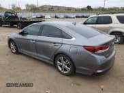✅ 2018 Hyundai Sonata Limited • VIN: 5NPE34AF9JH678418 • Лот: 53728315. Опубликован ранее на Copart с пробегом 96 910 миль. Бесплатный доступ к архиву аукционных продаж из США и подробный отчёт об истории автомобиля на DreamBid. Изображение 2.