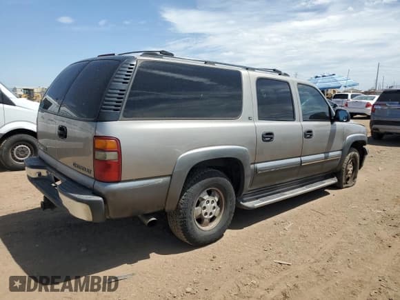 ✅ 2001 Chevrolet Suburban LS • VIN: 3GNFK16TX1G160306 • Лот: 66552405. Опубликован ранее на Copart с пробегом Не указан. Бесплатный доступ к архиву аукционных продаж из США и подробный отчёт об истории автомобиля на DreamBid. Изображение 3.