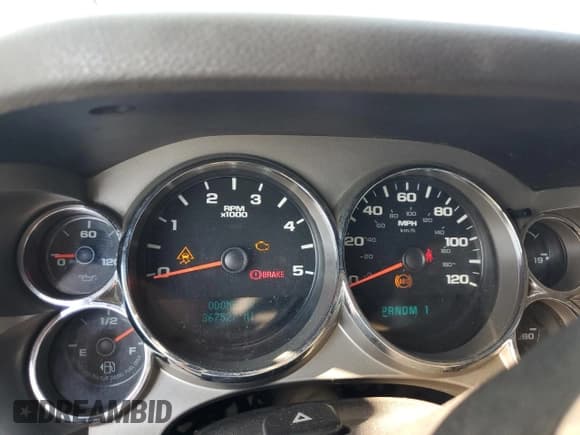 ✅ 2011 Chevrolet Silverado 2500HD Work Truck • VIN: 1GC0KVC81BF208493 • Lot: 75103104. Wystawiony na Copart z przebiegiem 367 527 mil. Bezpłatny archiwum sprzedaży aukcyjnych z USA i szczegółowy raport historii pojazdu na DreamBid. Zdjęcie 9.