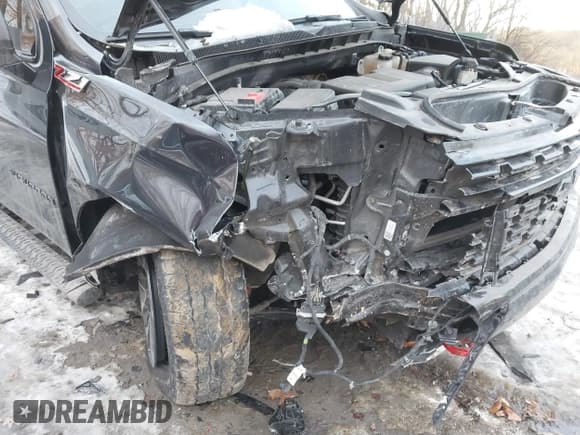 ✅ 2023 Chevrolet Suburban • VIN: 1GNSKDKL7PR559141 • Лот: 41444607. Опубликован ранее на IAAI с пробегом 59 087 миль. Бесплатный доступ к архиву аукционных продаж из США и подробный отчёт об истории автомобиля на DreamBid. Изображение 17.