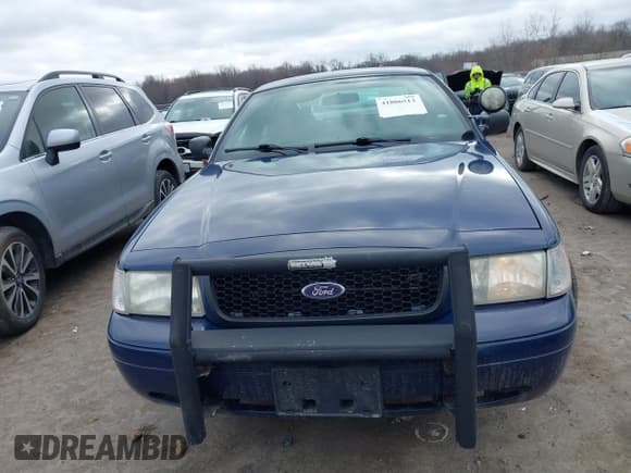 ✅ 2010 Ford Police Interceptor • VIN: 2FABP7BV1AX123420 • Лот: 41806513. Опубликован ранее на IAAI с пробегом Не указан. Бесплатный доступ к архиву аукционных продаж из США и подробный отчёт об истории автомобиля на DreamBid. Изображение 12.