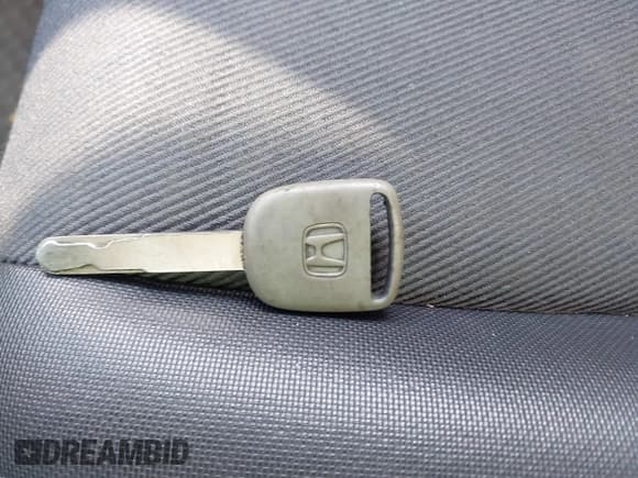 ✅ 2005 Honda Element LX • VIN: 5J6YH28345L031855 • Лот: 42932799. Опубликован ранее на IAAI с пробегом 201 887 миль. Бесплатный доступ к архиву аукционных продаж из США и подробный отчёт об истории автомобиля на DreamBid. Изображение 11.