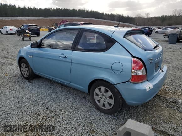 ✅ 2011 Hyundai Accent GS • VIN: KMHCM3AC1BU199854 • Лот: 48129725. Опубликован ранее на Copart с пробегом 97 134 миль. Бесплатный доступ к архиву аукционных продаж из США и подробный отчёт об истории автомобиля на DreamBid. Изображение 2.