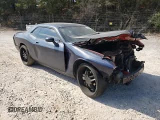 ✅ 2010 Dodge Challenger SE • VIN: 2B3CJ4DV4AH184610 • Lot: 77997204. Wystawiony na Copart z przebiegiem 214 595 mil. Bezpłatny archiwum sprzedaży aukcyjnych z USA i szczegółowy raport historii pojazdu na DreamBid. Zdjęcie 4.