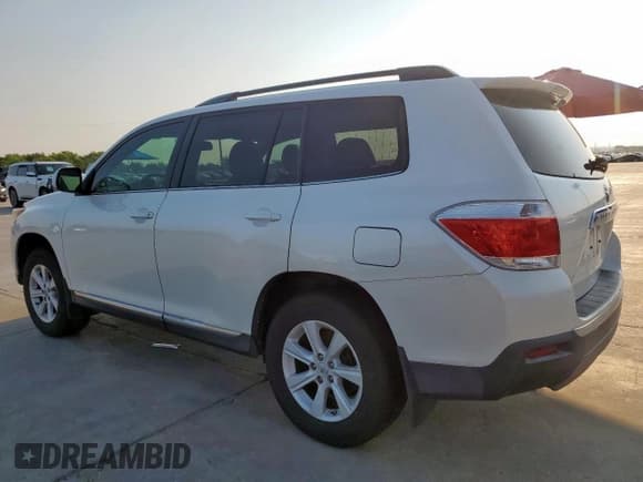 ✅ 2012 Toyota Highlander • VIN: 5TDZK3EH2CS063202 • Lot: 67193635. Listed on Copart with 167,176 mi. Free auction sales archive from the USA and detailed vehicle history report at DreamBid. Image 2.