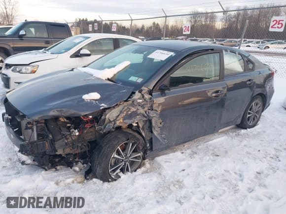 ✅ 2023 Kia Forte LX • VIN: 3KPF24AD3PE675758 • Лот: 41706634. Опубликован ранее на IAAI с пробегом 17 828 миль. Бесплатный доступ к архиву аукционных продаж из США и подробный отчёт об истории автомобиля на DreamBid. Изображение 2.