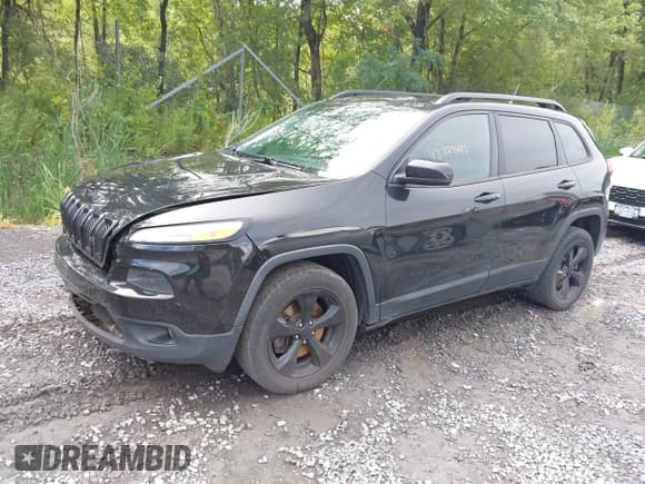 ✅ 2015 Jeep Cherokee Latitude • VIN: 1C4PJMCS7FW764482 • Лот: 43029285. Опубликован ранее на IAAI с пробегом 114 823 миль. Бесплатный доступ к архиву аукционных продаж из США и подробный отчёт об истории автомобиля на DreamBid. Изображение 17.