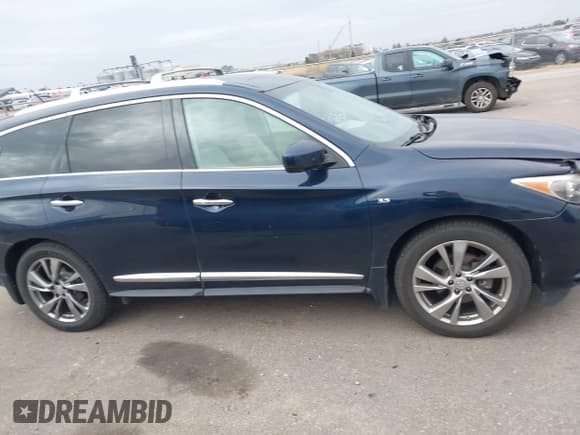 ✅ 2015 Infiniti QX60 • VIN: 5N1AL0MM6FC531425 • Lot: 43557709. Listed on IAAI with 189,990 mi. Free auction sales archive from the USA and detailed vehicle history report at DreamBid. Image 14.
