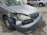 ✅ 2002 Toyota Camry LE • VIN: 4T1BE30K52U561461 • Lot: 43751368. Wystawiony na IAAI z przebiegiem 157 395 mil. Bezpłatny archiwum sprzedaży aukcyjnych z USA i szczegółowy raport historii pojazdu na DreamBid. Zdjęcie 6.