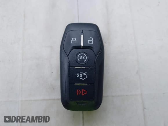 ✅ 2013 Lincoln MKZ Hybrid • VIN: 3LN6L2LU7DR805877 • Lot: 42940503. Wystawiony na IAAI z przebiegiem 122 094 mil. Bezpłatny archiwum sprzedaży aukcyjnych z USA i szczegółowy raport historii pojazdu na DreamBid. Zdjęcie 11.