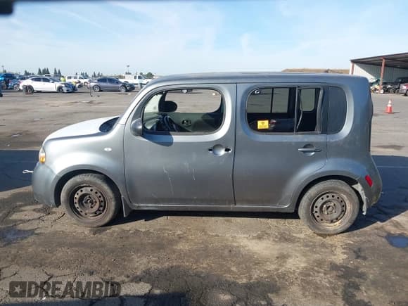 ✅ 2011 Nissan Cube SL • VIN: JN8AZ2KR1BT212025 • Лот: 43583959. Опубликован ранее на IAAI с пробегом 282 566 миль. Бесплатный доступ к архиву аукционных продаж из США и подробный отчёт об истории автомобиля на DreamBid. Изображение 14.