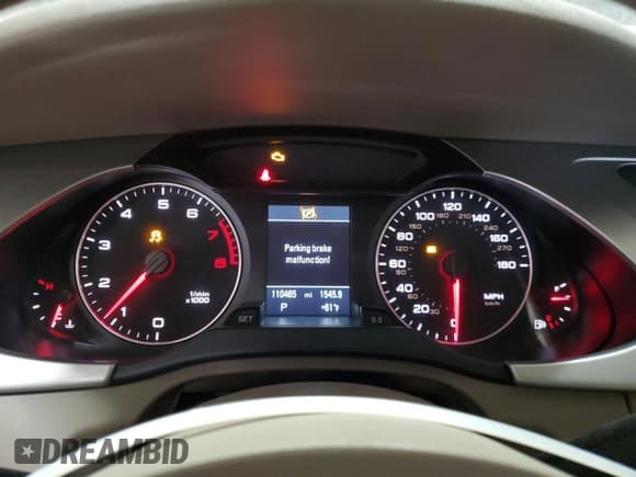 ✅ 2011 Audi A4 Premium Plus • VIN: WAUWFAFL4BA064360 • Lot: 49747645. Wystawiony na Copart z przebiegiem 110 465 mil. Bezpłatny archiwum sprzedaży aukcyjnych z USA i szczegółowy raport historii pojazdu na DreamBid. Zdjęcie 9.