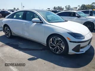 ✅ 2024 Hyundai Ioniq 6 Limited • VIN: KMHM54AC3RA064233 • Лот: 43173932. Опубликован ранее на IAAI с пробегом 6 105 миль. Бесплатный доступ к архиву аукционных продаж из США и подробный отчёт об истории автомобиля на DreamBid. Изображение 1.