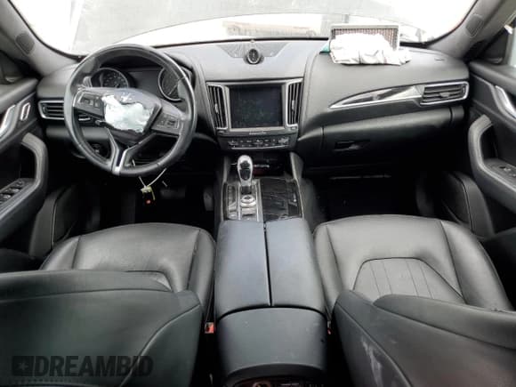 ✅ 2018 Maserati Levante • VIN: ZN661XUAXJX299202 • Lot: 85104245. Listed on Copart with 66,437 mi. Free auction sales archive from the USA and detailed vehicle history report at DreamBid. Image 8.