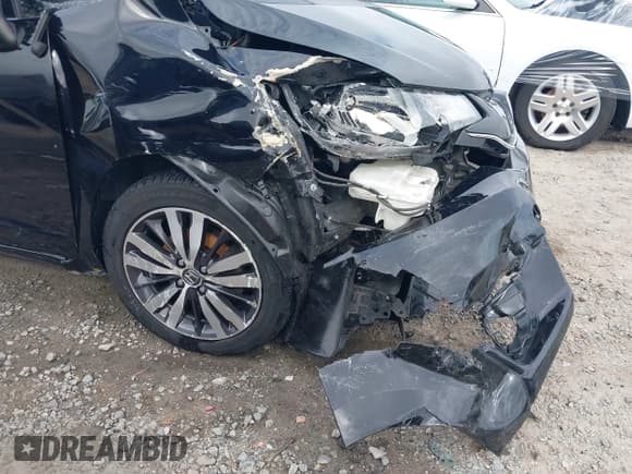 ✅ 2016 Honda Fit EX • VIN: JHMGK5H72GX035243 • Lot: 42700650. Listed on IAAI with 145,343 mi. Free auction sales archive from the USA and detailed vehicle history report at DreamBid. Image 19.