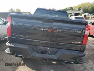✅ 2021 Chevrolet Silverado 1500 RST • VIN: 1GCUYEED1MZ305186 • Lot: 72756854. Wystawiony na Copart z przebiegiem 64 094 mil. Bezpłatny archiwum sprzedaży aukcyjnych z USA i szczegółowy raport historii pojazdu na DreamBid. Zdjęcie 6.