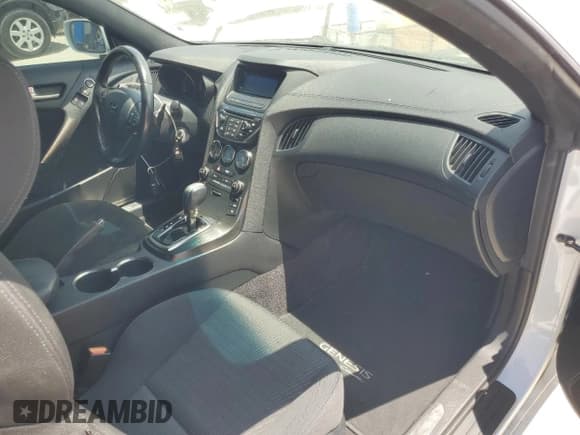 ✅ 2013 Hyundai Genesis Coupe 2.0T • VIN: KMHHT6KD7DU113192 • Lot: 65593565. Wystawiony na Copart z przebiegiem 128 736 mil. Bezpłatny archiwum sprzedaży aukcyjnych z USA i szczegółowy raport historii pojazdu na DreamBid. Zdjęcie 8.