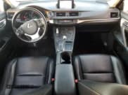 ✅ 2017 Lexus CT 200h • VIN: JTHKD5BH2H2293718 • Лот: 69065875. Опубликован ранее на Copart с пробегом 223 917 миль. Бесплатный доступ к архиву аукционных продаж из США и подробный отчёт об истории автомобиля на DreamBid. Изображение 8.