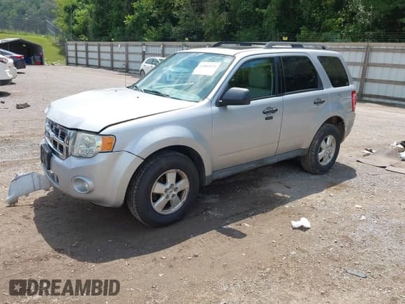 ✅ 2009 Ford Escape XLT • VIN: 1FMCU03G59KB39547 • Лот: 42881023. Опубликован ранее на IAAI с пробегом 247 393 миль. Бесплатный доступ к архиву аукционных продаж из США и подробный отчёт об истории автомобиля на DreamBid. Изображение 17.