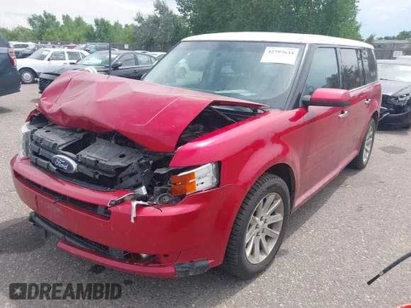 ✅ 2011 Ford Flex SEL • VIN: 2FMHK6CC7BBD25022 • Lot: 42797634. Wystawiony na IAAI z przebiegiem 211 372 mil. Bezpłatny archiwum sprzedaży aukcyjnych z USA i szczegółowy raport historii pojazdu na DreamBid. Zdjęcie 2.