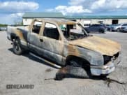 ✅ 2004 Chevrolet Silverado 2500HD LS • VIN: 1GCHK29U24E343268 • Lot: 71235175. Wystawiony na Copart z przebiegiem Nie podano. Bezpłatny archiwum sprzedaży aukcyjnych z USA i szczegółowy raport historii pojazdu na DreamBid. Zdjęcie 4.