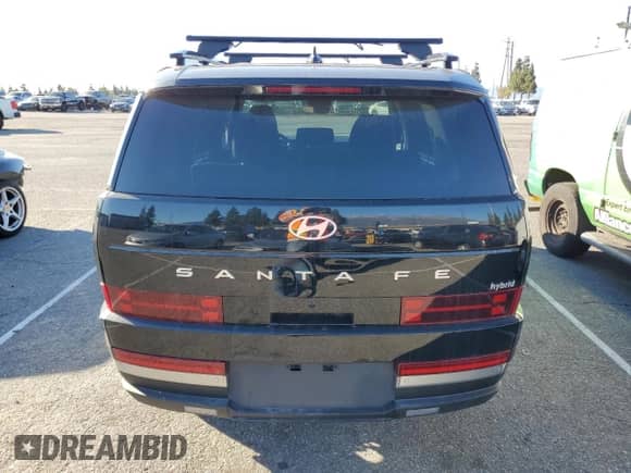 2024 Hyundai Santa Fe Limited z VIN 5NMP34G14RH008028, wystawiony jako Copart lot #46497045 z przebiegiem 3 855 mil mil oraz Szkoda całkowita • Salvage title. Historia ofert i sprzedaży dostępna na DreamBid. Obrazek 6.