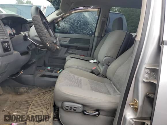 2007 Dodge 1500 SLT z VIN 3D7KS19D37G736490, wystawiony jako Copart lot #57148475 z przebiegiem 173 447 mil mil oraz Szkoda całkowita • Salvage title. Historia ofert i sprzedaży dostępna na DreamBid. Obrazek 7.