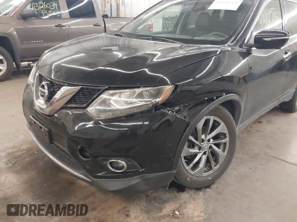 ✅ 2015 Nissan Rogue SV • VIN: 5N1AT2MV6FC923275 • Lot: 43160762. Wystawiony na IAAI z przebiegiem 82 720 mil. Bezpłatny archiwum sprzedaży aukcyjnych z USA i szczegółowy raport historii pojazdu na DreamBid. Zdjęcie 6.