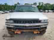 2002 Chevrolet Silverado 1500 with VIN 1GCEC14W32Z284577, listed as a Copart auction lot 69987265 with 504,167 mi miles and Salvage title. Bid and sale history available at DreamBid. Image 5.