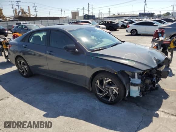 2025 Hyundai Elantra SEL Sport with VIN KMHLM4DG5SU011213, listed as a Copart auction lot 80863655 with 2,851 mi miles and Salvage title. Bid and sale history available at DreamBid. Image 4.