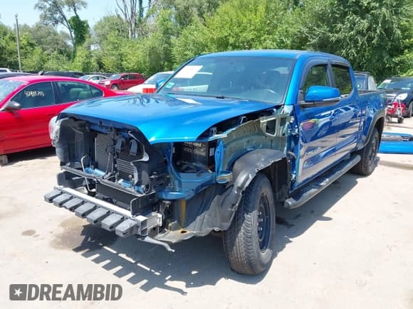✅ 2017 Toyota Tacoma SR5 • VIN: 5TFDZ5BN8HX022957 • Lot: 42905872. Listed on IAAI with 72,747 mi. Free auction sales archive from the USA and detailed vehicle history report at DreamBid. Image 19.