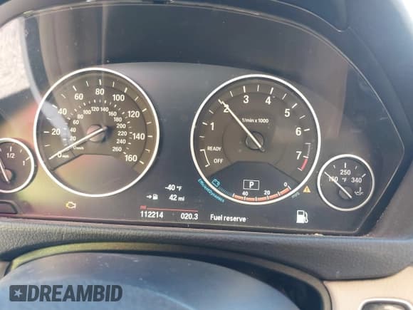 ✅ 2015 BMW 3 Series 328i xDrive • VIN: WBA3B5G58FNS14703 • Lot: 43357969. Listed on IAAI with 112,214 mi. Free auction sales archive from the USA and detailed vehicle history report at DreamBid. Image 15.